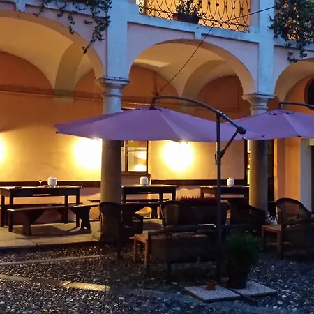 Gasthuis Archi E Colonne Verbania