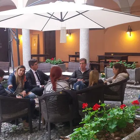 Archi E Colonne Gasthuis Verbania