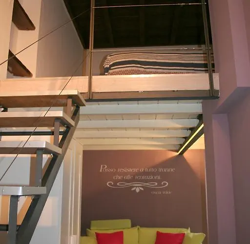 Guest house Archi E Colonne 3*